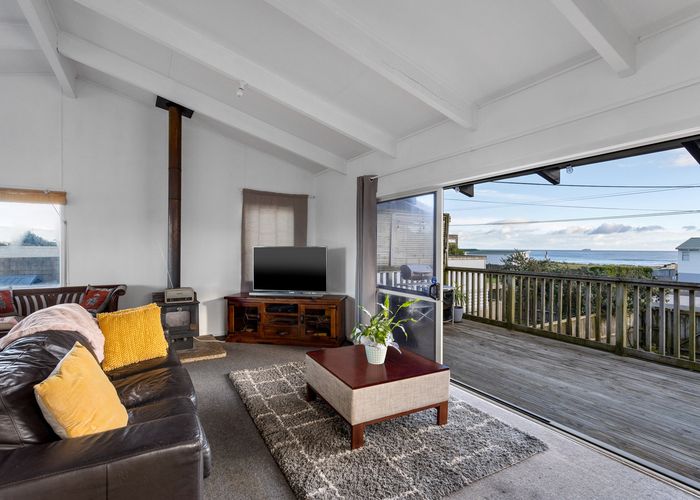  at 10 Pukehina Parade, Pukehina, Te Puke