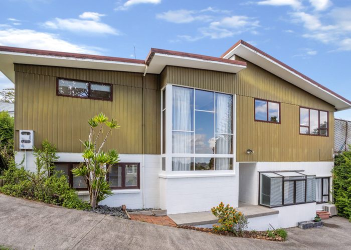 Free property data for 50 Valley View Road, Glenfield, Auckland homes