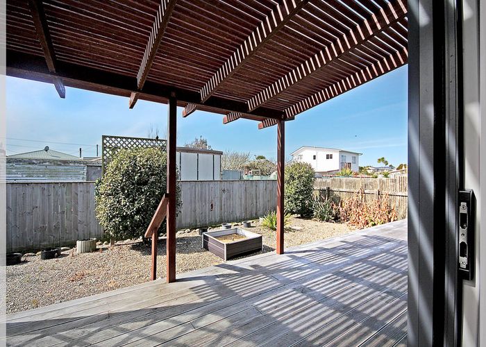  at 15A Roore Street, Foxton Beach, Horowhenua, Manawatu / Whanganui