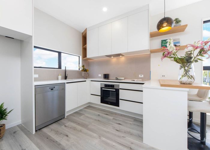  at 134 Mokoia Road, Chatswood, North Shore City, Auckland