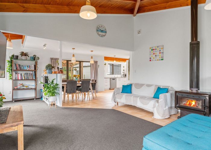  at 10 Angela Place, Kinloch, Taupo, Waikato