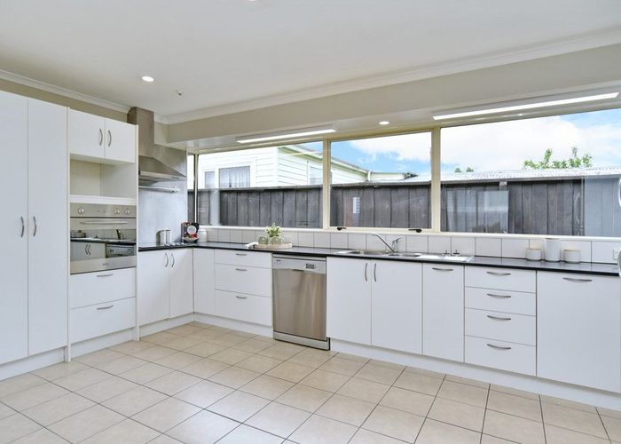  at 13 Dominion Avenue, Spreydon, Christchurch