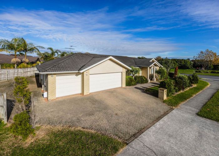  at 15 Bronwylian Drive, Flat Bush, Manukau City, Auckland