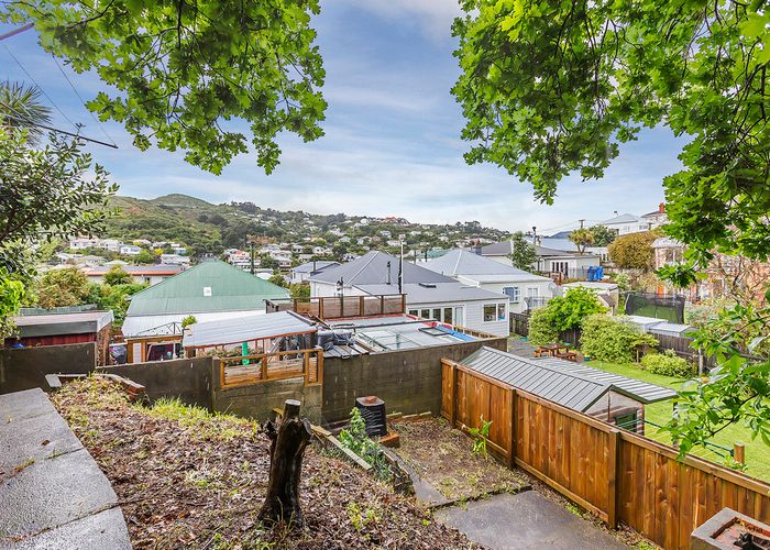  at 5 Murray Street, Island Bay, Wellington