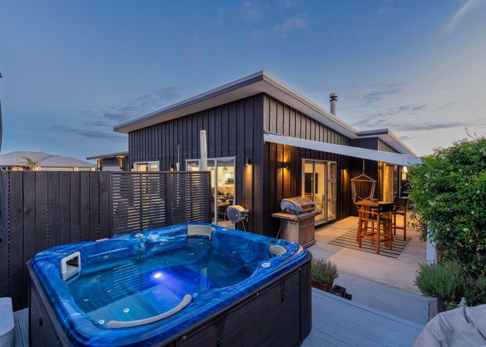  at 17 Forbes Road, Foxton Beach, Horowhenua, Manawatu / Whanganui