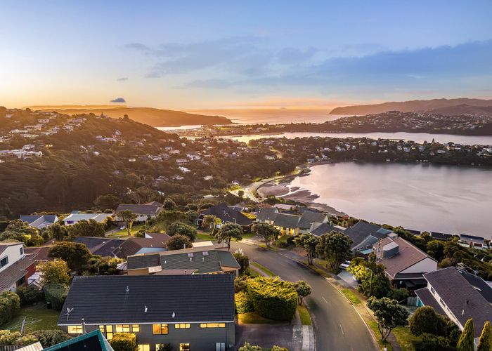  at 22 Mercury Way, Whitby, Porirua