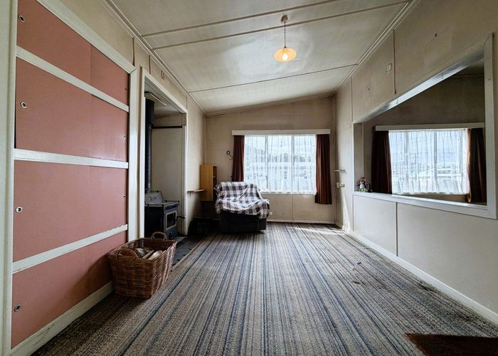  at 137 Ward Street, Cobden, Grey, West Coast