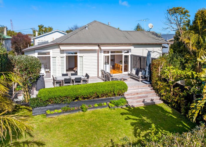  at 21A Smale Street, Point Chevalier, Auckland