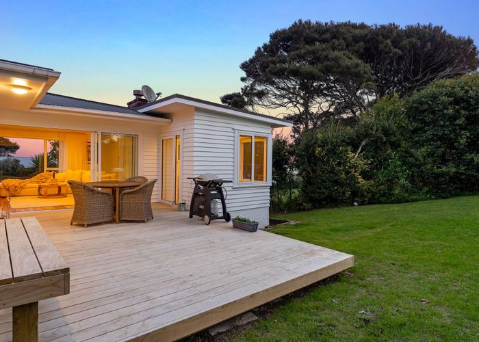  at 37 Neptune Avenue, Beach Haven, North Shore City, Auckland