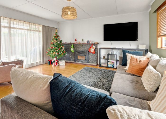  at 9 O'Halloran Road, Howick, Manukau City, Auckland