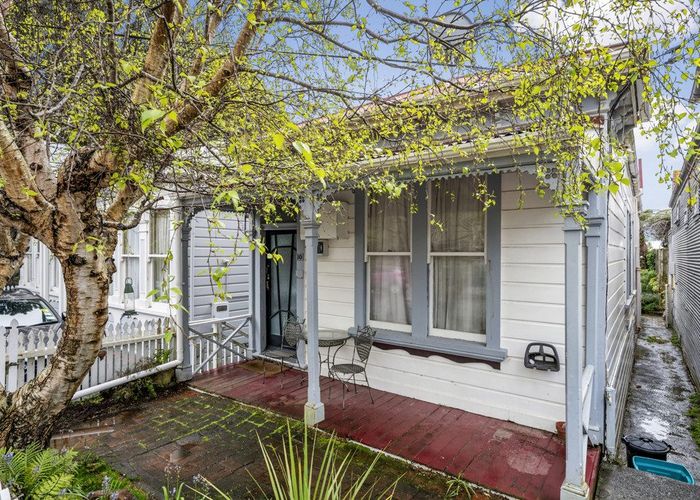  at 10 Salisbury Terrace, Mount Cook, Wellington