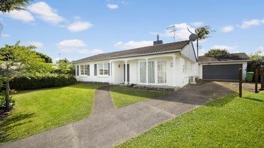  at 18 Roysfield Lane, Sunnyhills, Auckland