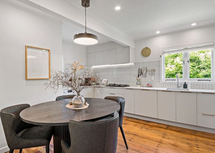  at 11 Panorama Road, Mount Wellington, Auckland