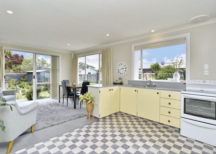  at 12 Cottonwood Street, Parklands, Christchurch