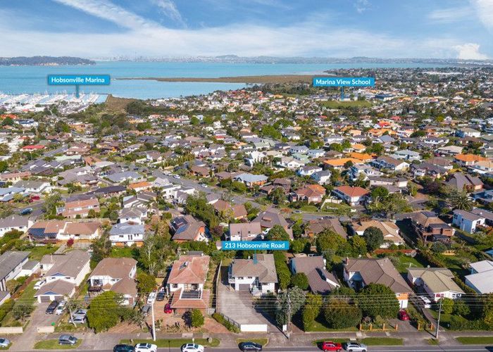  at 213 Hobsonville Road, West Harbour, Waitakere City, Auckland