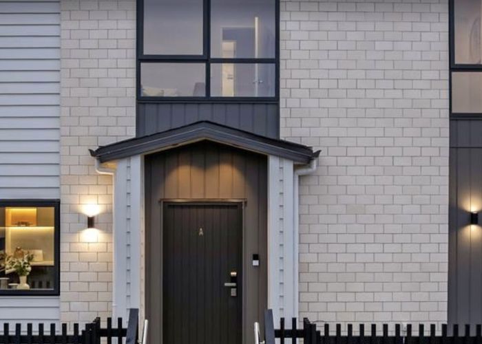  at 44 Andrew Road, Howick, Auckland