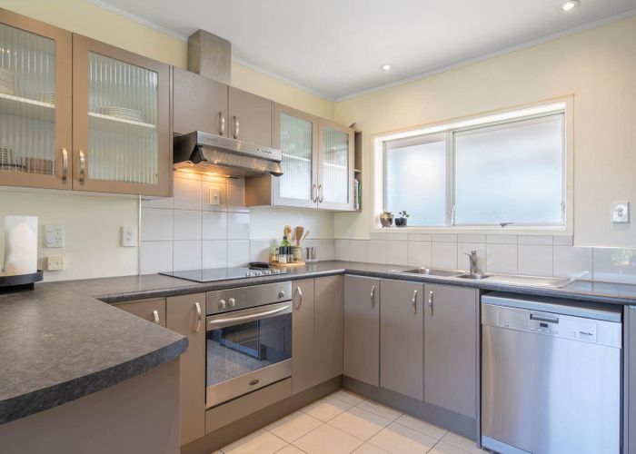  at 1/957a Beach Road, Torbay, North Shore City, Auckland