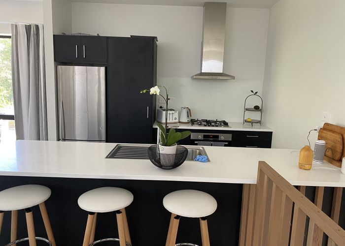  at 576A Grey Street, Hamilton East, Hamilton