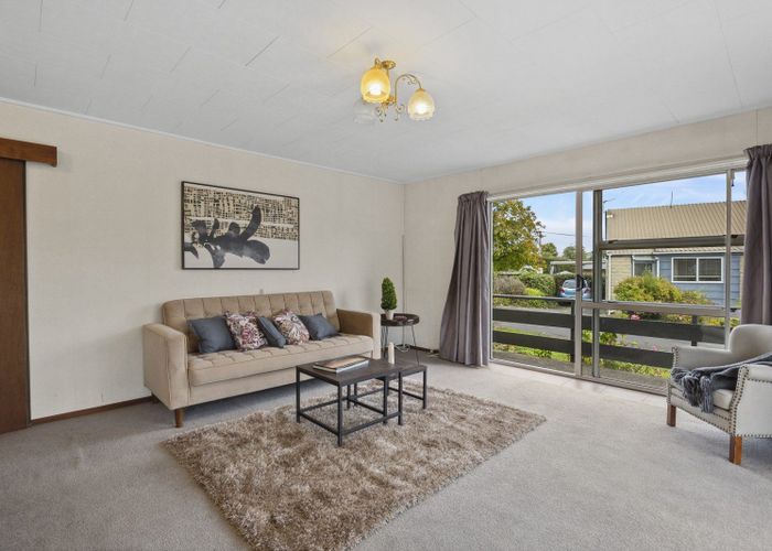  at 2E Rennie Street, Green Island, Dunedin