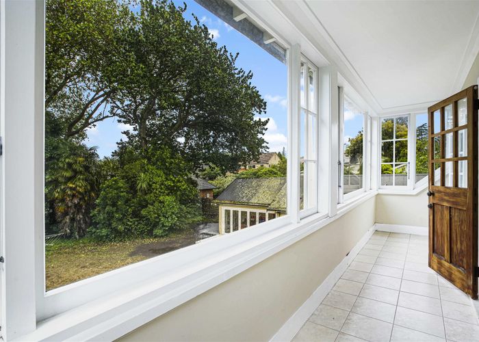  at 277 River Road, Claudelands, Hamilton
