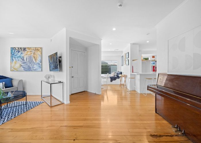  at 15B Pakuranga Road, Pakuranga, Auckland