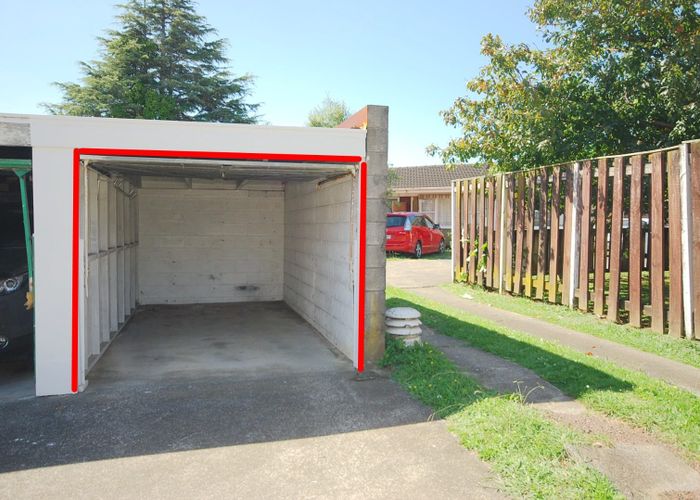  at 8/644 Pakuranga Road, Highland Park, Auckland