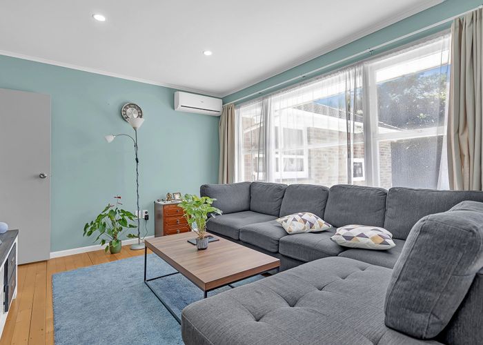  at 2/67A Mount Smart Road, Onehunga, Auckland City, Auckland