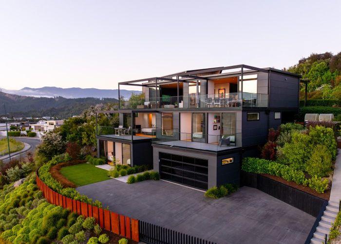  at 21 Talisman Heights, Kaiteriteri, Motueka