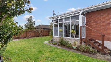  at 2/17 Poinsettia Place, Henderson, Auckland