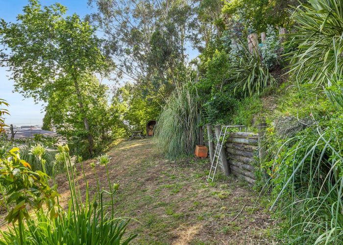  at 32B Mount Pleasant Avenue, Beachville, Nelson, Nelson / Tasman