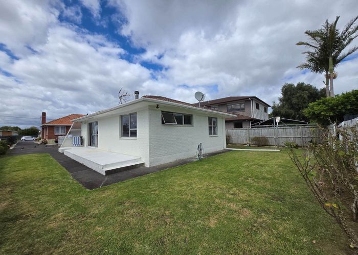  at 2/28 Allenby Road, Papatoetoe, Manukau City, Auckland