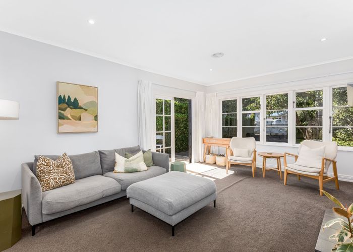  at 4 Totara Street, Eastbourne, Lower Hutt, Wellington