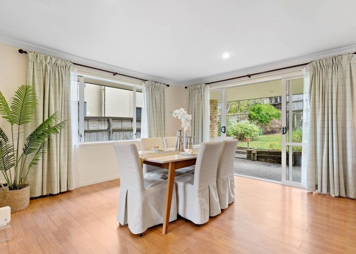  at 10 Waikura Drive, Te Atatu Peninsula, Waitakere City, Auckland