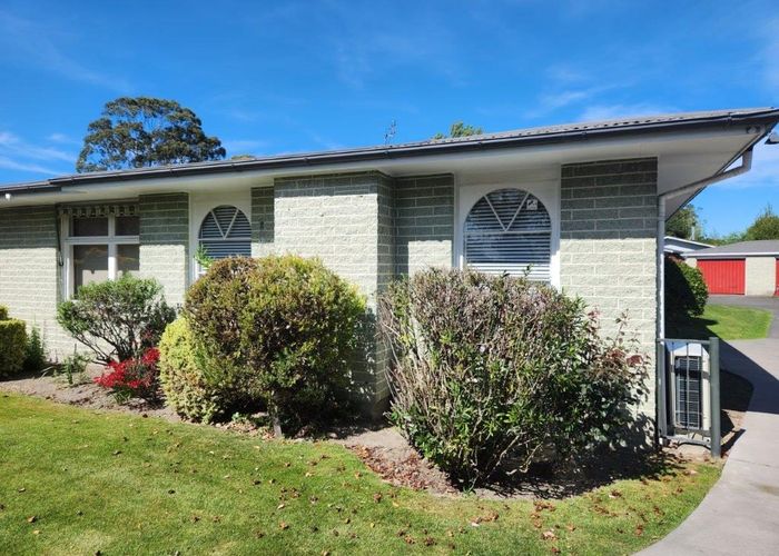  at 1/45  Westburn Terrace, Burnside, Christchurch City, Canterbury