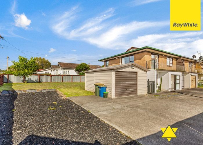  at 1/2 Northall Road, New Lynn, Waitakere City, Auckland