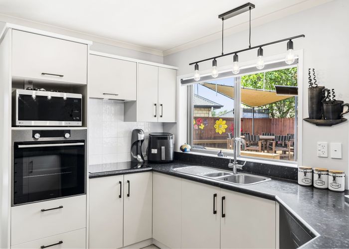  at 88 Wentworth Drive, Rototuna North, Hamilton