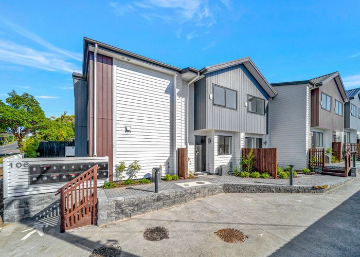  at 3/106 Triangle Road, Massey, Waitakere City, Auckland