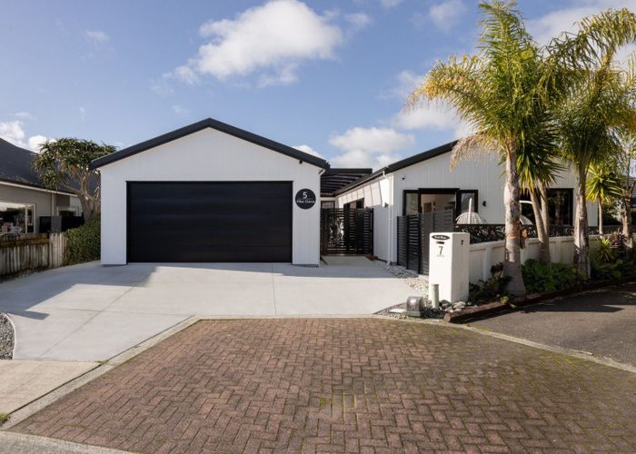  at 5 Piha Close, Papamoa, Tauranga, Bay Of Plenty