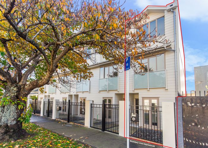  at 1 Haverstock Road, Sandringham, Auckland