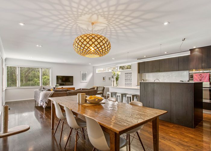  at 5 Worcester Road, Meadowbank, Auckland