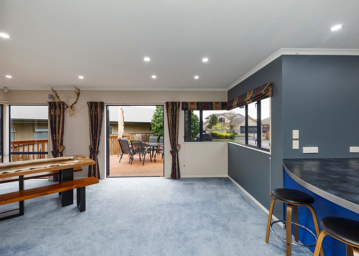  at 7 La Lena Grove, Fitzherbert, Palmerston North