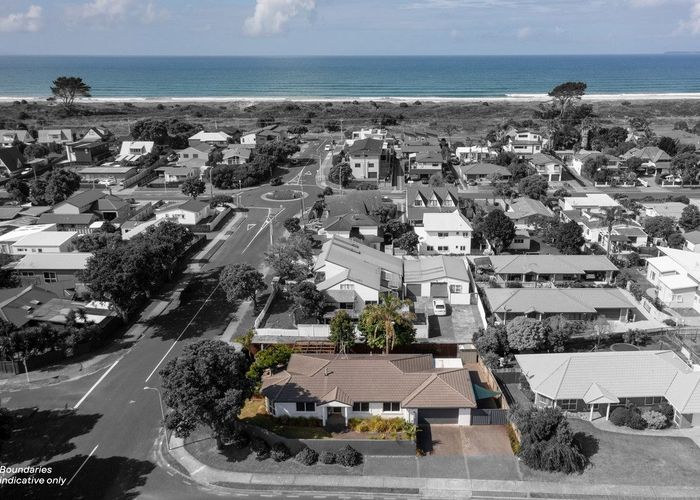  at 1 Webb Place, Papamoa Beach, Papamoa
