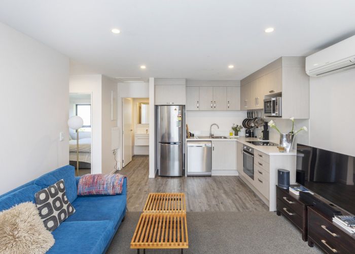  at 8/80 Shakespeare Road, Waltham, Christchurch City, Canterbury