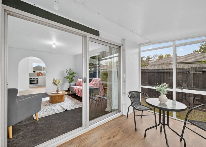  at 1/72a Cuffs Road, Wainoni, Christchurch City, Canterbury