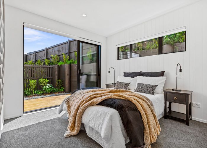  at 13 Fairdale Place, Birkdale, North Shore City, Auckland