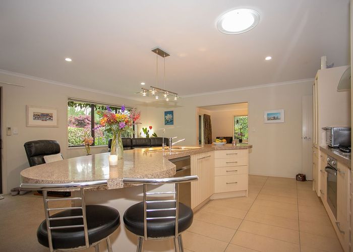  at 8 Eagle Street, Welcome Bay, Tauranga