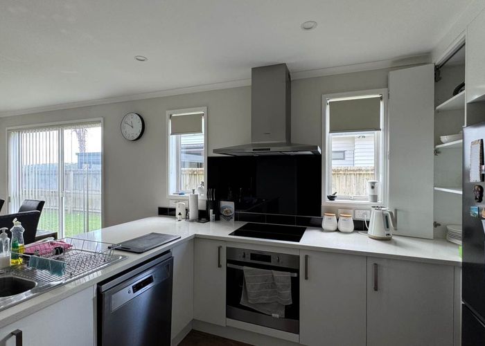  at 1/15 Durbin Court, Greenhithe, North Shore City, Auckland