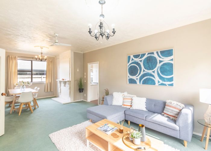  at 115 Avonhead Road, Avonhead, Christchurch