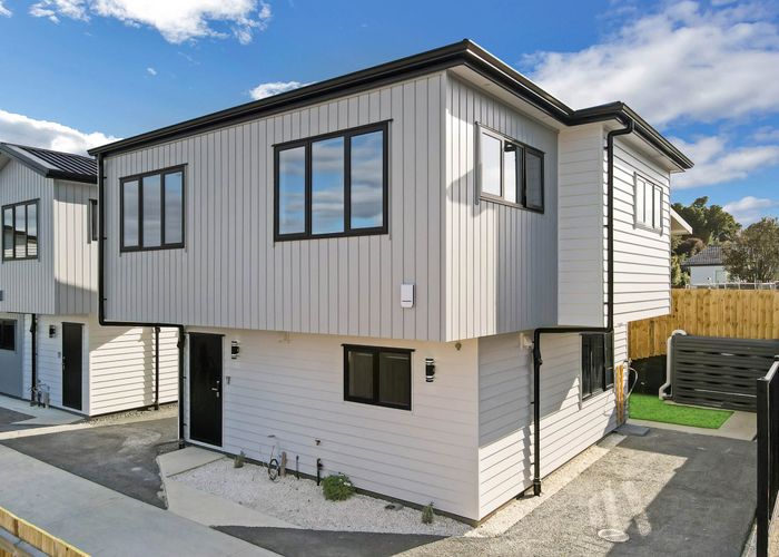  at Lot 3/25C Leaver Place, Weymouth, Manukau City, Auckland