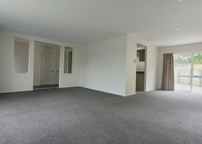  at 48 Tongariro Drive, Aotea, Porirua